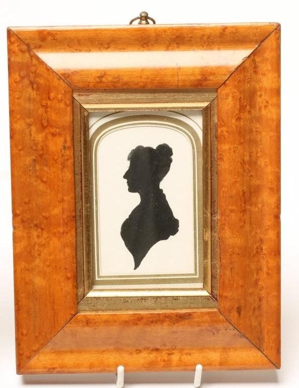 A VICTORIAN SILHOUETTE BUST PORTRAIT OF A LADY Image