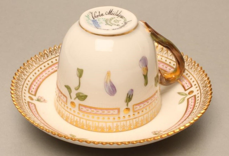 A ROYAL COPENHAGEN PORCELAIN FLORA DANICA COFFEE CUP AND SAUCER Image