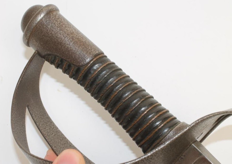 AN ITALIAN M. 1860 HEAVY CAVALRY SWORD Image