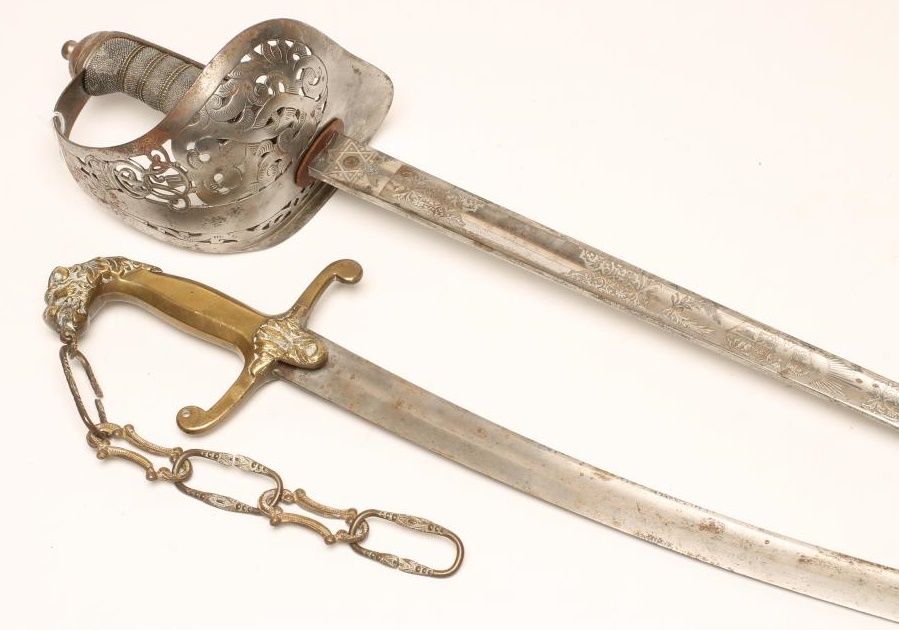 AN 1897 PATTERN OFFICER'S SWORD Image