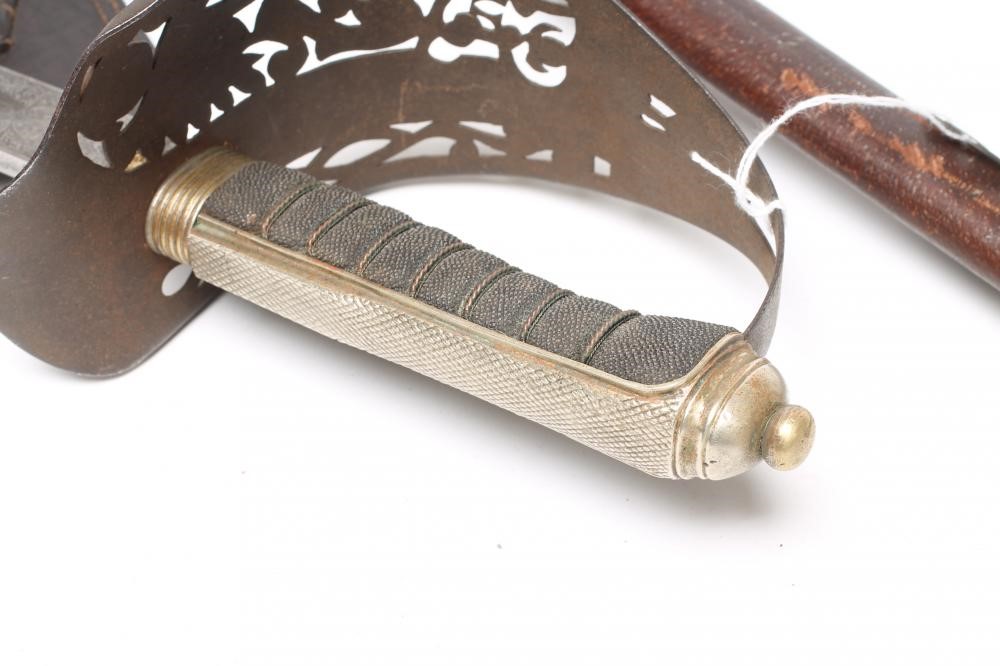 AN 1897 PATTERN INFANTRY OFFICER'S SWORD Image
