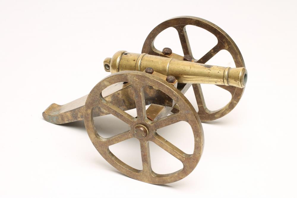 A SIGNAL CANNON Image