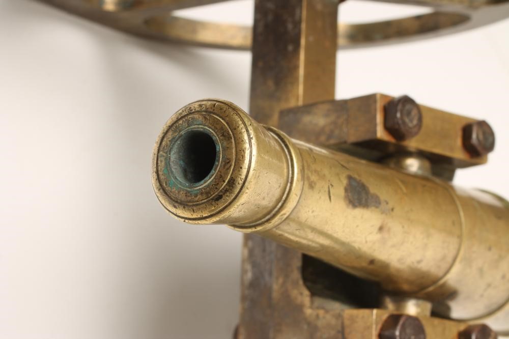 A SIGNAL CANNON Image