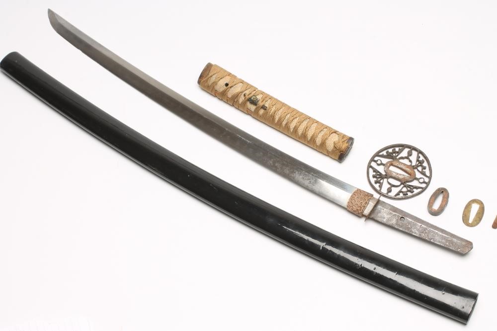 A JAPANESE CHISA KATANA Image