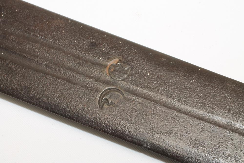 AN UNUSUAL KASKARA SWORD Image