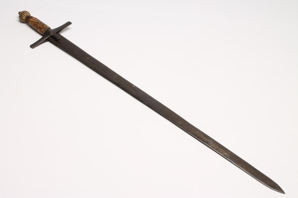 AN UNUSUAL KASKARA SWORD Image