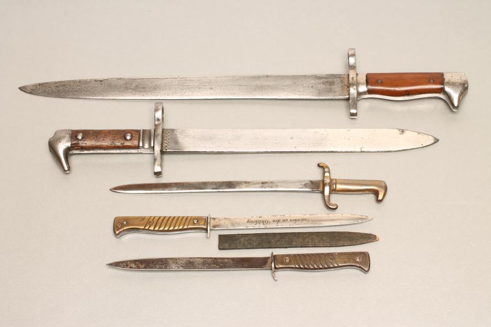 FIVE GERMAN MINIATURE BAYONETS Image