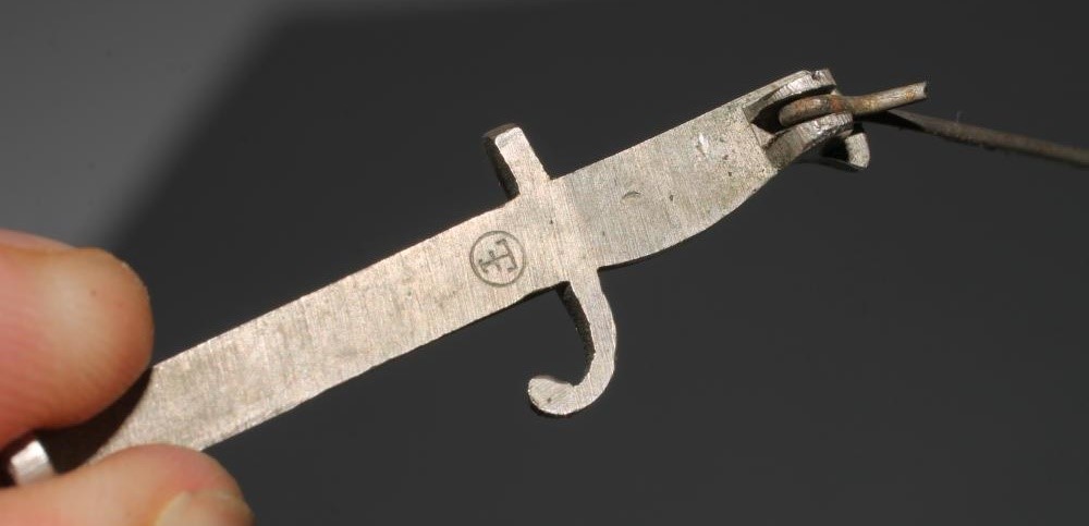 SEVEN BELGIAN SWEETHEART BROOCH BAYONETS Image