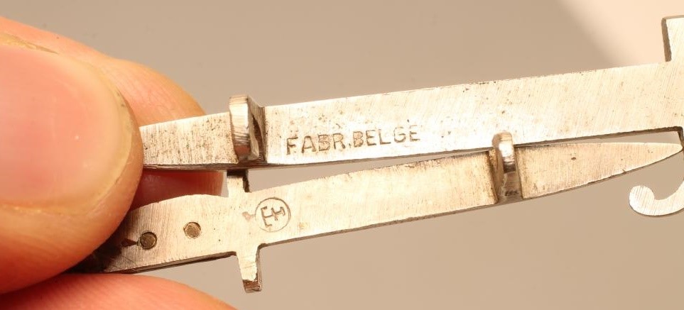 SEVEN BELGIAN SWEETHEART BROOCH BAYONETS Image