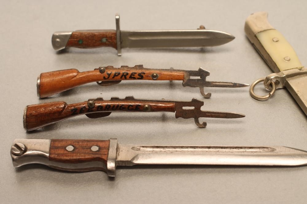 SEVEN SWEETHEART BROOCH BAYONETS Image