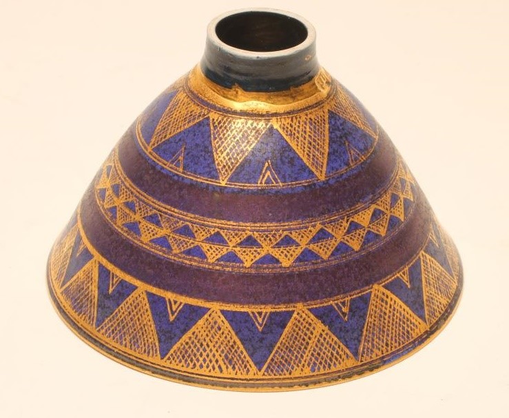 ‡MARY RICH (b.1940) Image