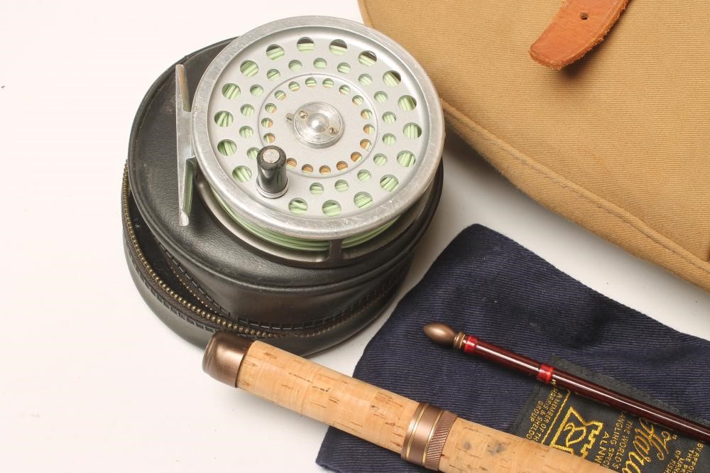 A hardy graphite deluxe trout rod Hartleys Auctioneers & Valuers