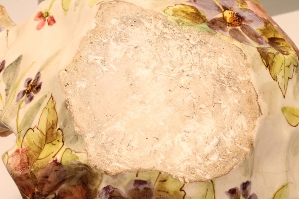 A THEODORE DECK MAJOLICA BOWL Image