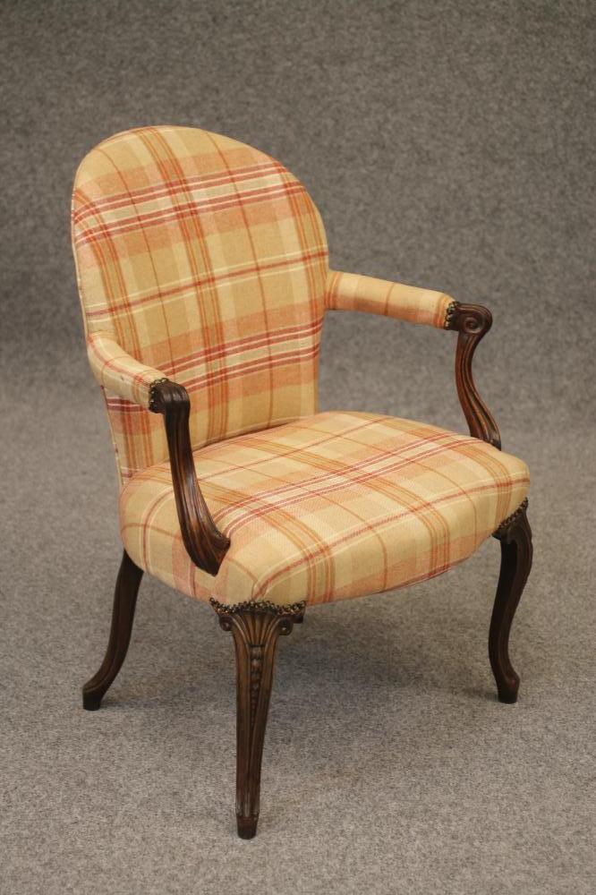 A GEORGIAN FRENCH HEPPLEWHITE MAHOGANY FRAMED ELBOW CHAIR Image