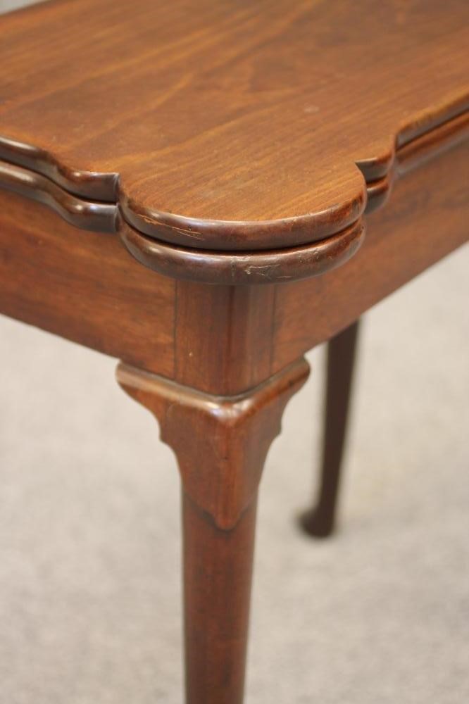A GEORGIAN MAHOGANY FOLDING CARD TABLE Image