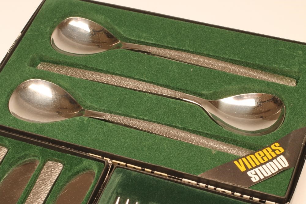 GERALD BENNEY FOR VINERS Image