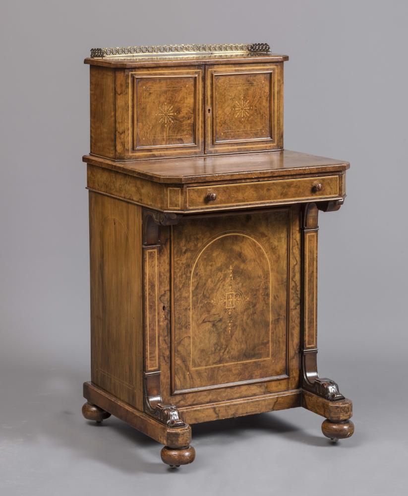 AN EARLY VICTORIAN BURR WALNUT DAVENPORT Image