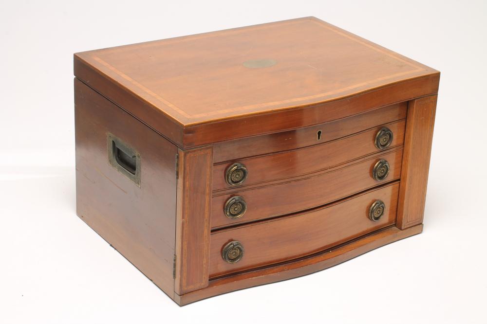 AN EPNS PART TABLE SERVICE in Old English pattern Image