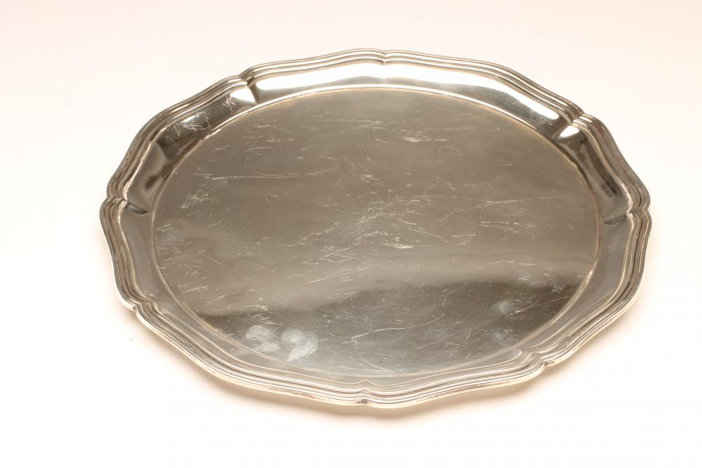 *A SCOTTISH SILVER SALVER Image