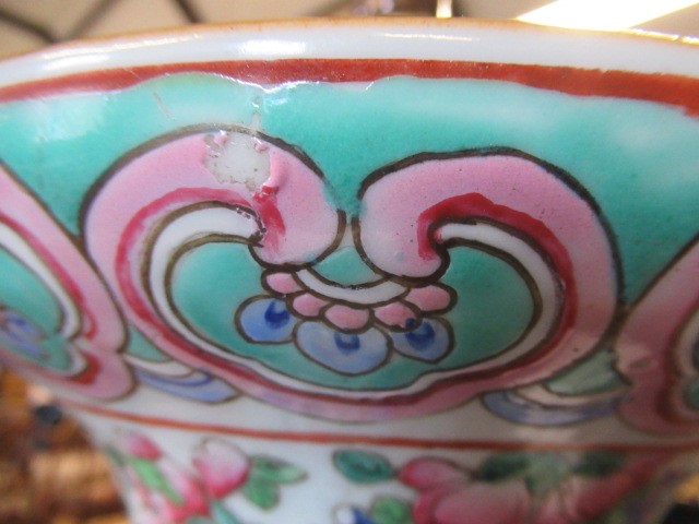 A CANTONESE PORCELAIN FAMILLE ROSE TWO HANDLED ROULEAU VASE painted with two panels of court Image