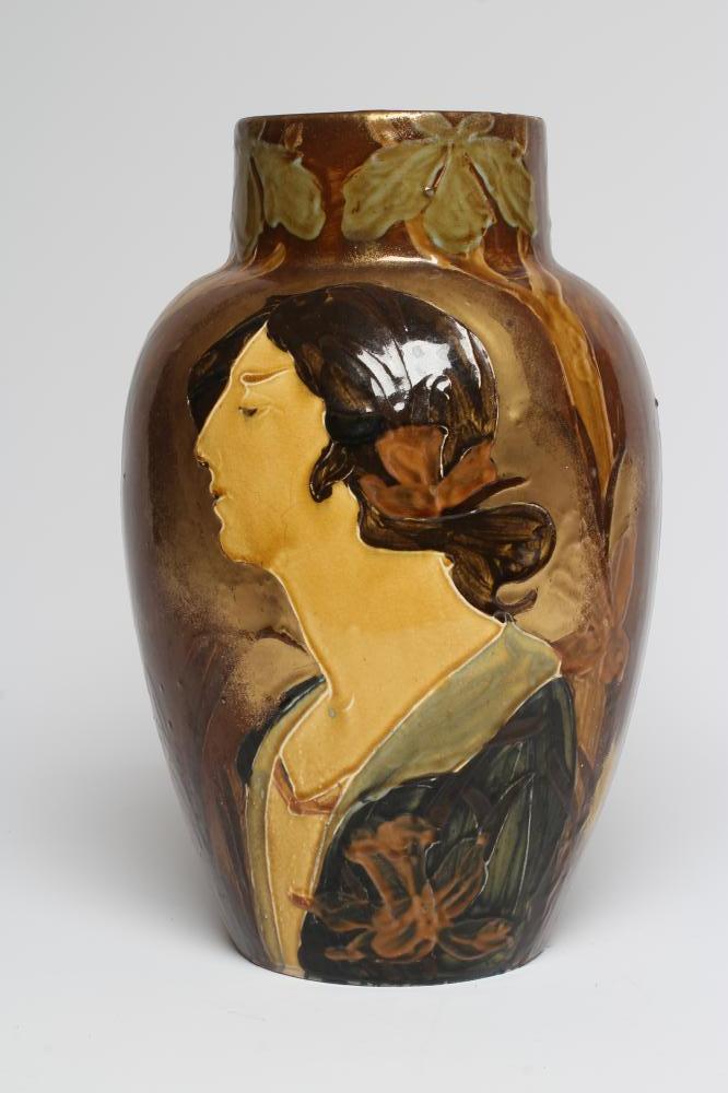 A SECESSIONIST EARTHENWARE VASE Image
