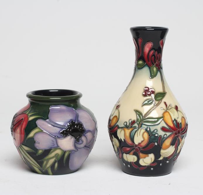 A MOORCROFT POTTERY SMALL BOTTLE VASE Image