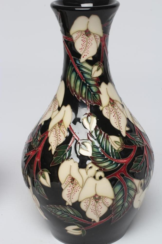 A MOORCROFT POTTERY VASE Image