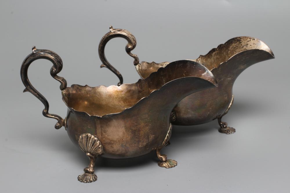 A LARGE PAIR OF SILVER SAUCE BOATS Image