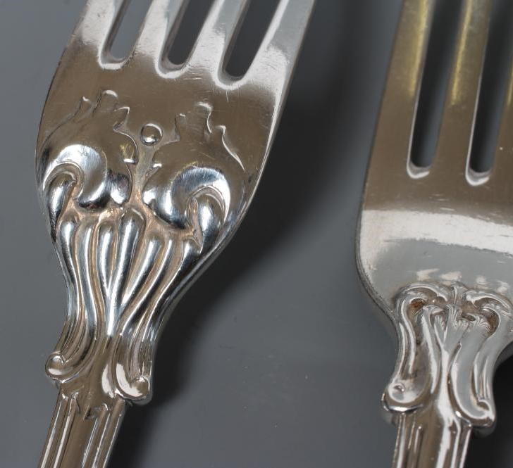 A SET OF FOUR VICTORIAN SILVER TABLE FORKS, maker George Aldwinkle, London 1856, in double struck Image