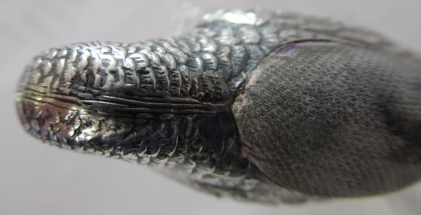 AN EDWARDIAN SILVER NOVELTY PARROT PIN CUSHION, maker Sydney & Co., Birmingham 1908, with original Image