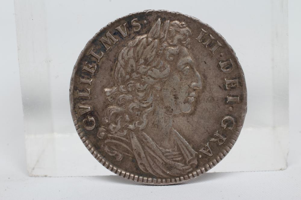 A WILLIAM III HALFCROWN, 1698 (Est. plus 24% premium inc. VAT) Image