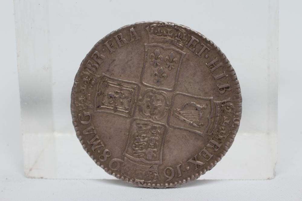 A WILLIAM III HALFCROWN, 1698 (Est. plus 24% premium inc. VAT) Image