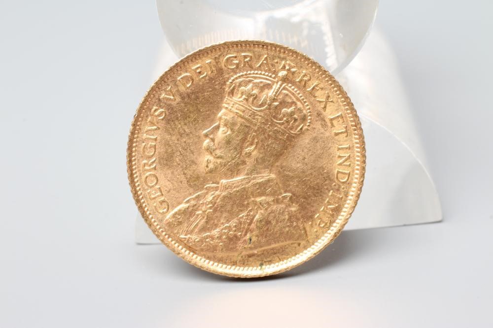 A GEORGE V CANADIAN GOLD $5, 1912, 8.4g (Est. plus 20% premium) Image