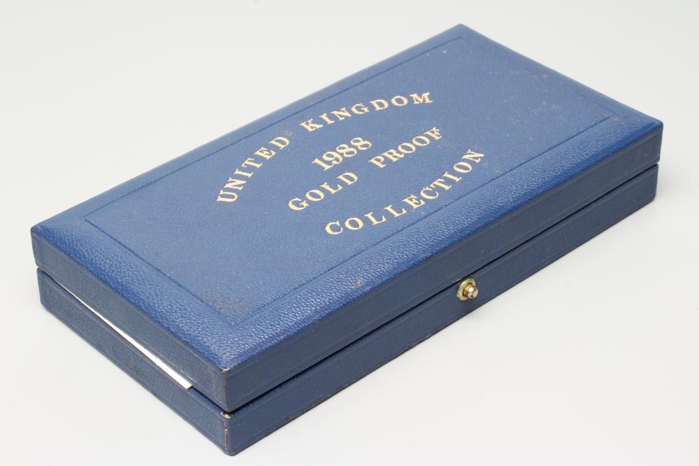 AN ELIZABETH II THREE COIN PROOF SET, 1988, comprising £2, sovereign and half sovereign, in capsules Image