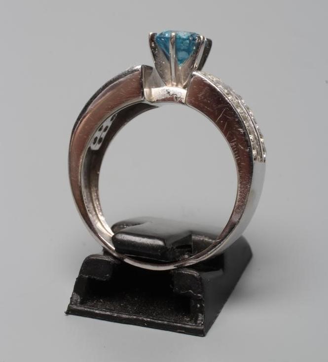 A BLUE AND WHITE DIAMOND COCKTAIL RING Image