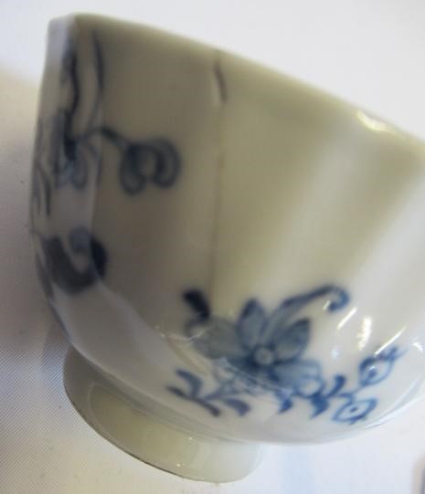 AN ENGLISH DELFT FLOWER BRICK Image