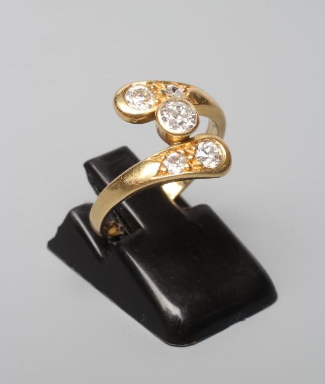 A DIAMOND SNAKE STYLE DRESS RING Image