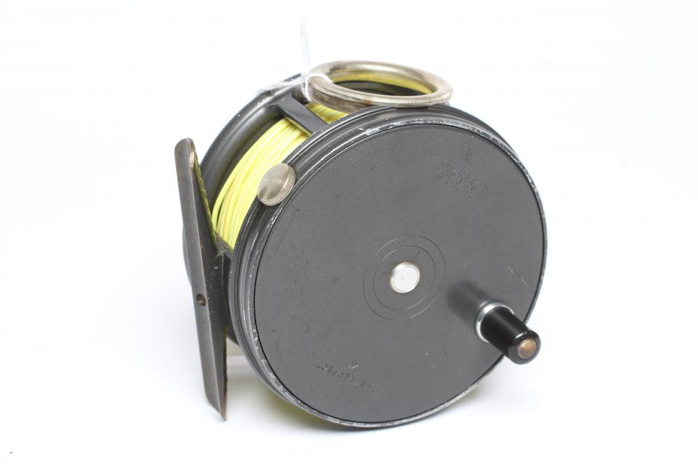 HARDY THE "PERFECT" 4" SALMON FISHING REEL with loop line guide and rim tension screw (Est. plus 24% Image