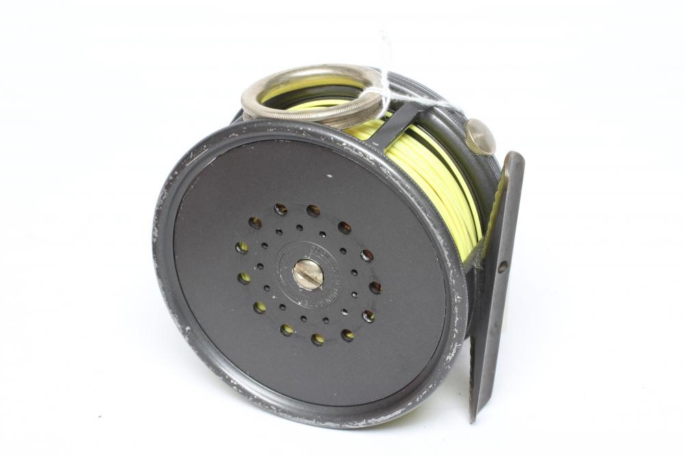 HARDY THE "PERFECT" 4" SALMON FISHING REEL with loop line guide and rim tension screw (Est. plus 24% Image