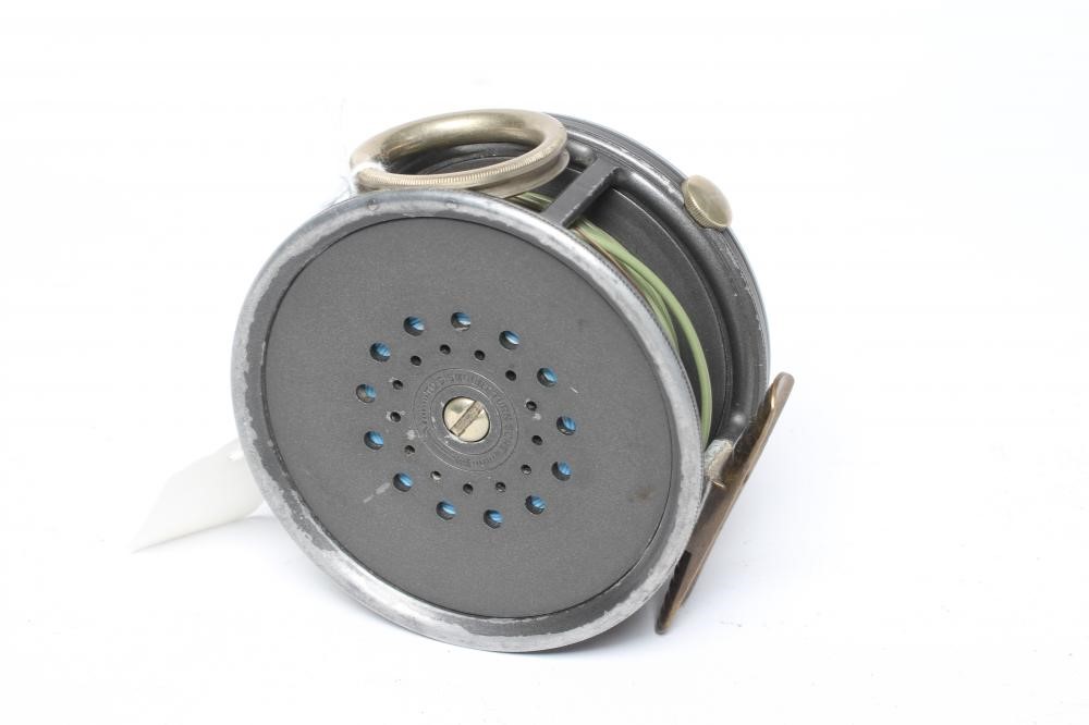 HARDY THE "PERFECT" 4" SALMON FISHING REEL with loop line guide, brass foot and rim tension screw Image