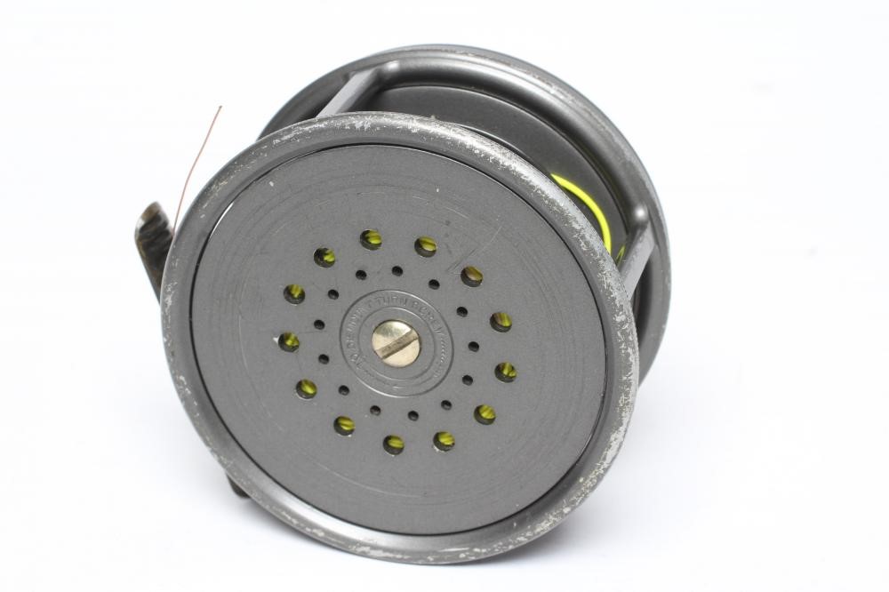 HARDY THE "PERFECT" 3 3/4" SALMON FISHING REEL with brass foot and rim tension screw (Est. plus 24% Image