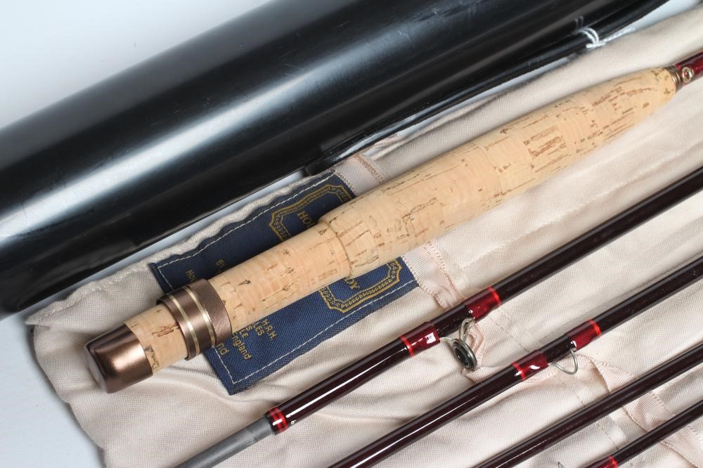 A HARDY #6 GRAPHITE SMUGGLER DE-LUXE 7 PIECE 8' 2 1/2" FISHING ROD, with half cigar grip, cork reel Image