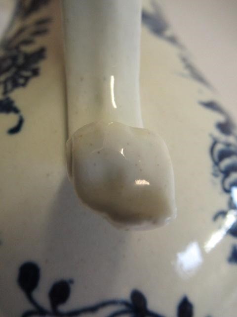 A PENNINGTON'S PORCELAIN COFFEE POT AND COVER Image