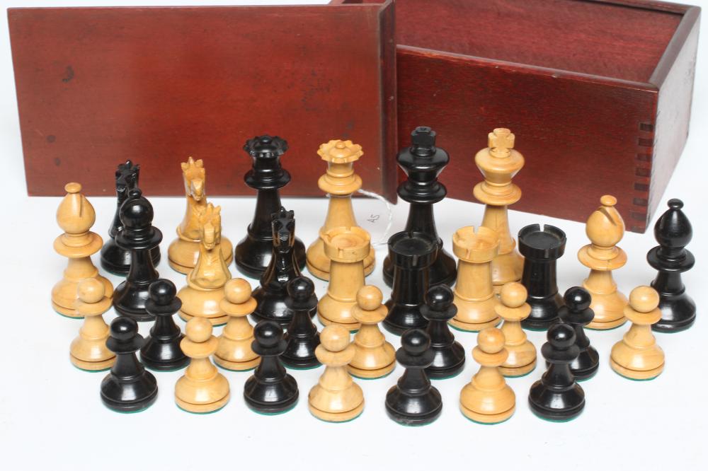 A BOX AND EBONY STAUNTON PATTERN CHESS SET, unmarked, king 2 3/4" high, in a stained box with Image