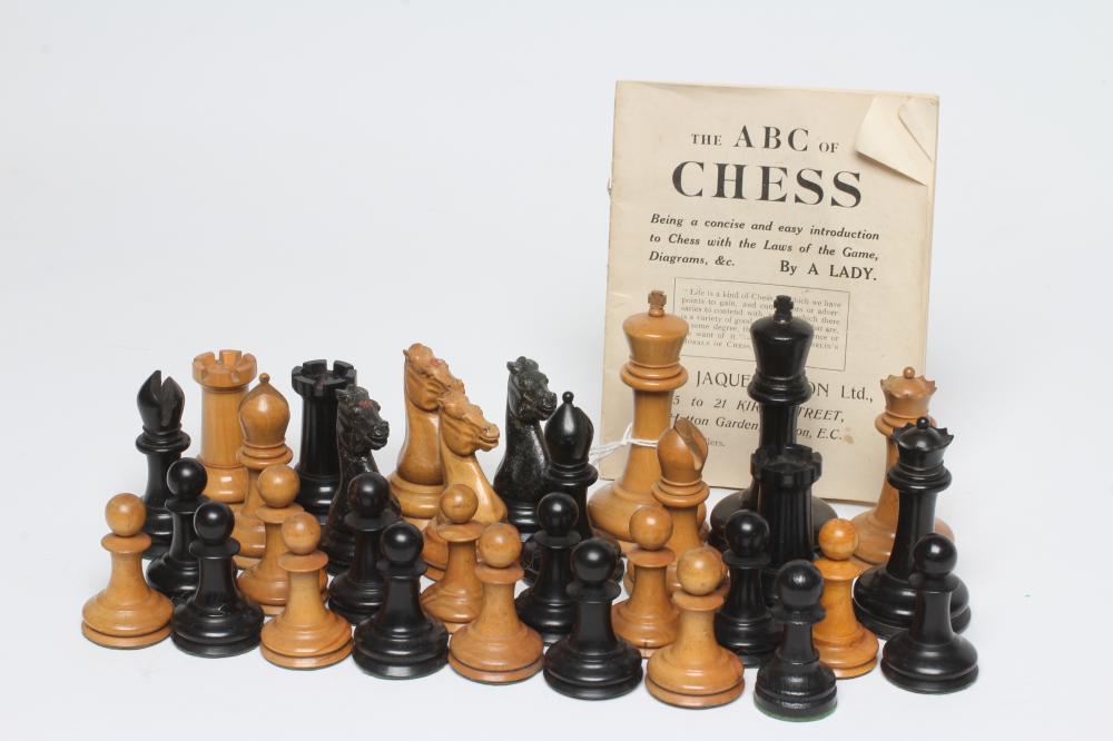 A JAQUES BOX AND EBONY STAUNTON PATTERN CHESS SET Image