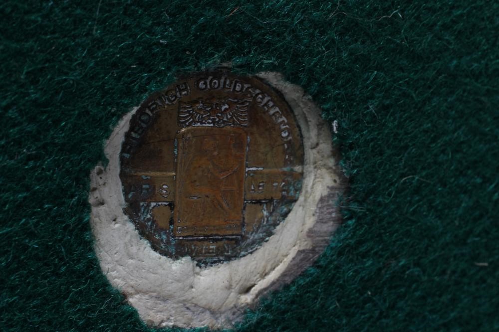 A GOLDSCHEIDER ART DECO ALABASTER Image