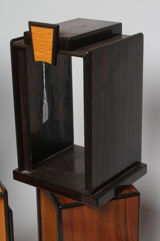 AN ART DECO STYLE HARDWOOD TABLE DISPLAY UNIT Image