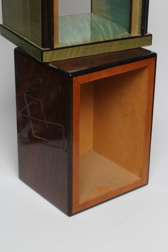 AN ART DECO STYLE HARDWOOD TABLE DISPLAY UNIT Image