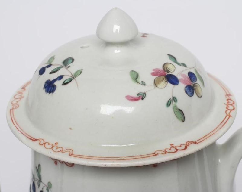A PENNINGTON'S PORCELAIN COFFEE POT AND COVER Image