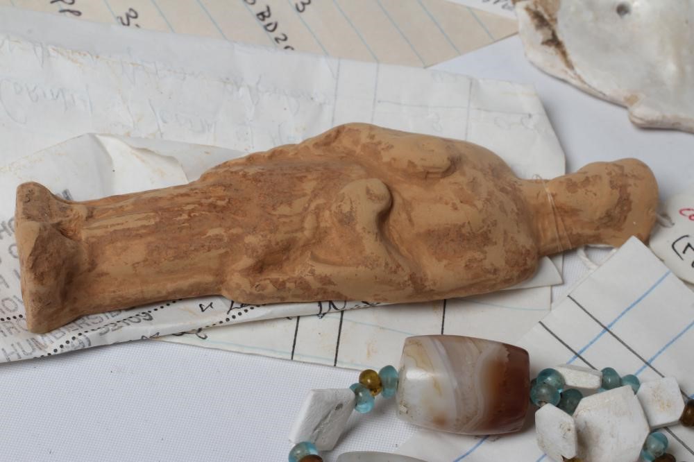 A COLLECTION OF ANTIQUITIES comprising of a pre Columbian Mexican head Image